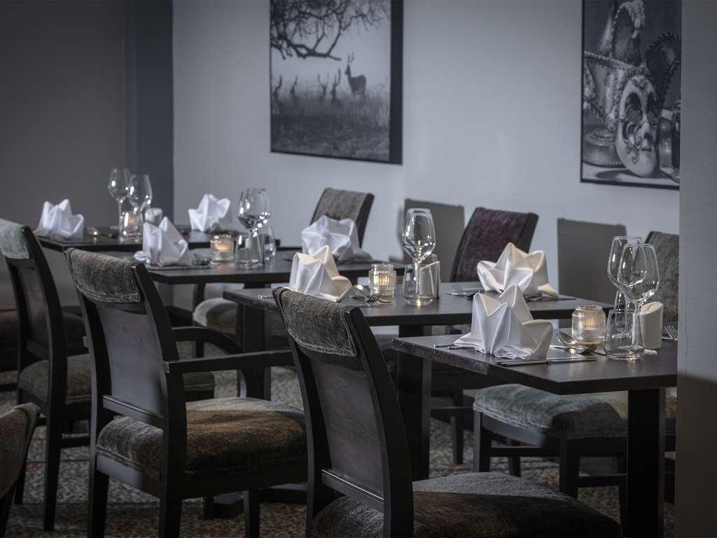 Stratford Manor Hotel Snitterfield Restaurant billede